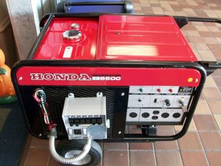 Honda ES6500 6500 Watt 12 HP Generator With GenTran