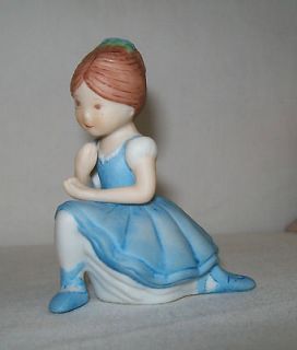 vintage porcelain Holly Hobby figurine blue ballerina ballet dancer 3 