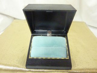 Vintage never used ring gift box velvet/ plastic shell 1 pc   ring 