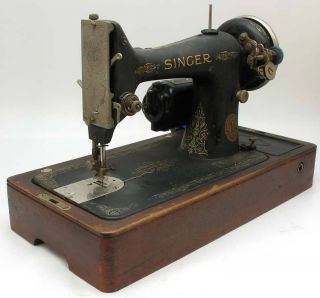 Vintage Portable 1937 Singer Manufacturing Co Sewing Machine Original 
