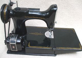 Vintage Singer 221 Portable Featherweight Sewing Machine + Case   VERY 