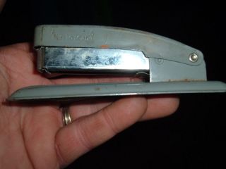 vtg metal swingline stapler small 5 1/4