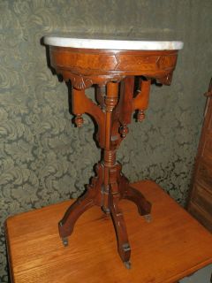 FANCY ANTIQUE VICTORIAN MARBLE TOP LAMP TABLE/PLANT STAND W/GREAT BASE