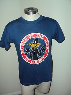 Daffy Duck Warner Bros Father of the Year t shirt size MED navy blue 