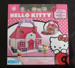 HELLO KITTY CARRY ALONG MINI DOLLS HOUSE WITH FURNITURE AND 3 FIGURES