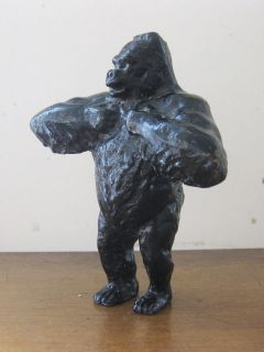 vintage CAST IRON KING KONG figurine heavy toy paper weight book end 