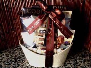 Christmas Holiday Godiva Gift Houdini Gift Basket chocolate,coff​ee 