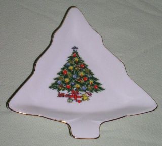 Mount Clemens Pottery Christmas Tree Shaped Cake Plate