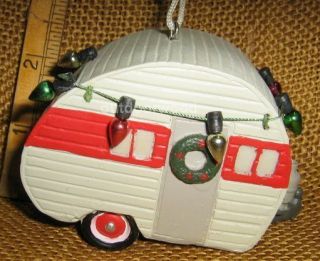   Teardrop Camper Camping Ornament With Wreath & Christmas Lights NEW