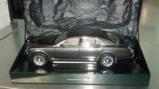 18 BENTLEY MULSANNE MADE FOR BENTLEY BY MINICHAMPS BL843