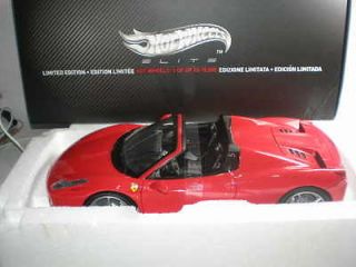 FERRARI 458 ITALIA MODEL CAR 118 SCALE (Red/Black) Brand New in Box 
