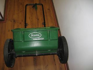 SCOTTS Seed Spreader Yard And Garden Grass Lawn Care Home Outdoor 