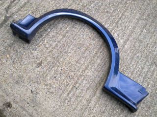 VW SCIROCCO MK2 DRIVER SIDE FRONT WHEEL ARCH TRIM   HELIOS BLUE