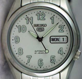 SEIKO AUTOMATIC GENTS WATCH   SNK 377K1