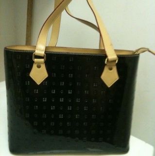 Arcadia Italian Black Patent Leather Shoulder Handbag