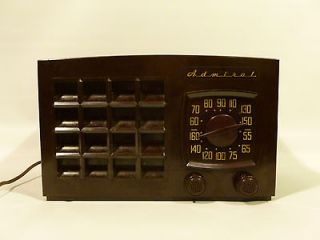   Model 5R10 N Radio, with SUPER Areoscope Built In Antenna, Tube Radio