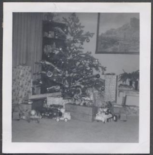   Photo Christmas Tree w/ Ornaments Tonka Trucks & Pull Toys 723488