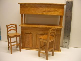 12th Bar Counter (w/shelving/cupboard & drawers) & 2 Stools Dolls 