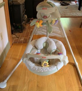 Fisher Price Papasan Cradle Swing Natures Touch Mint Condition