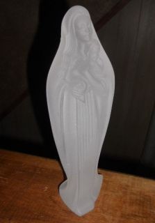 CRYSTAL MADONNA FIGURINE NEW IN BOX FROM FRANCE 7 1/2 HEIGHT BY D 