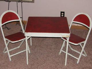 VINTAGE 30S 50S CHILDS FOLDING PLAY TABLE WITH (2) FOLDING CHAIRS