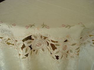 Fantastic Pale Yellow Or Ivory Rose Floral Embroidered 72 Round 