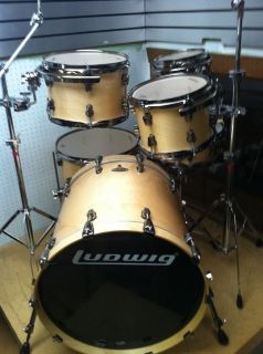 NEW Ludwig Epic Natural finish 6 Piece shell pack with chrome hardware