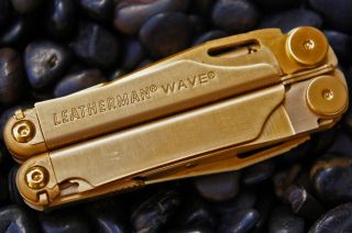 Leatherman Wave Multi Tool, Totally Gold Edition, Black Sheath + Gift 