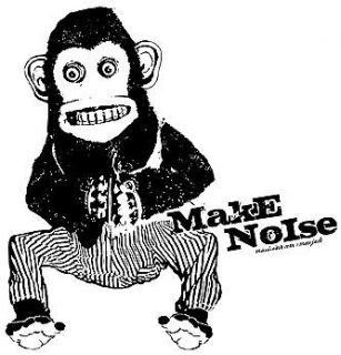 MONKEY MAKE NOISE 1970s chimp toy cymbal drummer TSHIRT