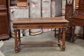 111037  ANTIQUE FRENCH RENAISSANCE WRITING DESK W/ LEATHER TOP
