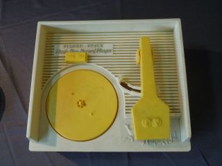 Vintage 1971 Fisher Price Music Box Record Player Musical Toy w 