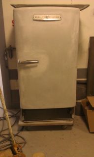 1950s refrigerators in Collectibles