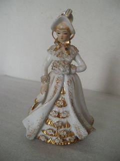 Vintage Geo Z Lefton Porcelain Winter Lady Figurine Christmas Muff 