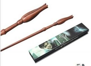 wizarding world of harry potter wand in Harry Potter