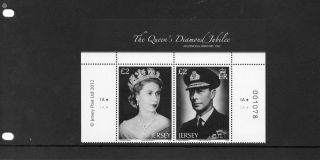 Stamps Jersey ,2 x £2 stamps ,Top Half S/Sheet,Queens Silver Jubilee 