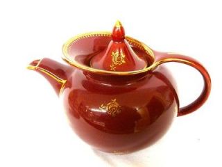 VINTAGE HALL TEAPOT 6 CUPS ~ BURGUNDY WITH GOLD ~ BEAUTIFUL