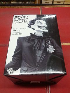DC Direct Batman Black & White Joker Jim Lee statue Excellent 