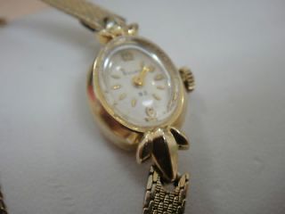 Antique Bulova 14KT Gold Wristwatch, 23 Jewels, working