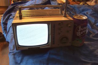   TRANSISTOR TELEVISION vintage solid state portable 5 inch tv ac dc