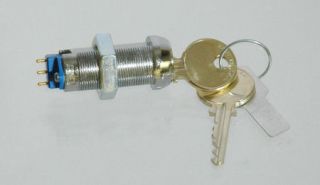 GEM CAR PARTS / GLOBAL ELECTRIC CAR IGNITION KEY SWITCH   2004 and 