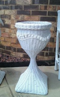 Wicker Planter Plant Stand Different Style & Color, Your Choice NEW