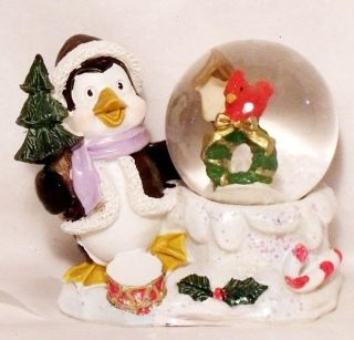 NEW PENGUIN & RED BIRD SNOW GLOBE Christmas Figurine Decoration Kids 
