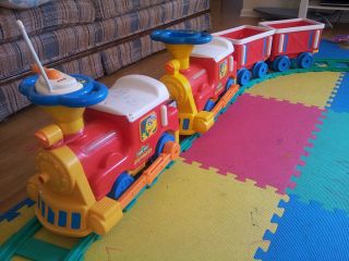 ride on train toy in Electronic, Battery & Wind Up