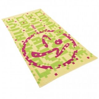 Zumba Fitness Beach Towel Great colors New With Tags Ships Fast Great 