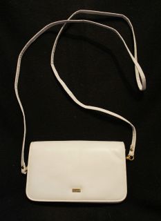 Buxton Womens Manmade White Small ID Credit Card Case Clutch Shoulder 