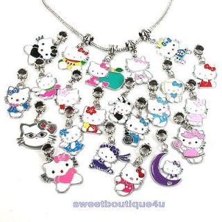  Style Color 20pcs Lovely HelloKitty Cat Pendants Dangle charms Beads