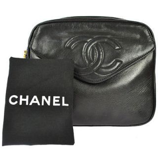 chanel waist bag in Womens Handbags & Bags
