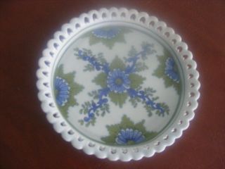  BLUE & GREEN PLATE 7 1/4 PIERCED & SCALLOPED RIM MADE IN ITALY 7 1/4