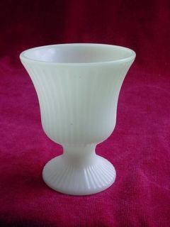 Vintage E.O. Brody M7000 Cleveland Ohio Milk Glass Vase MADE IN USA