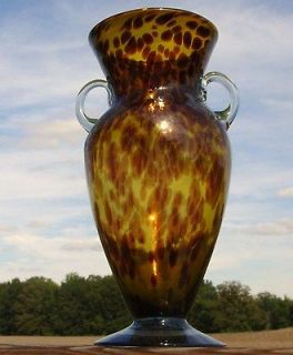   shell pattern hand crafted glass vase, 14.5 inches tall, 6 inch mouth